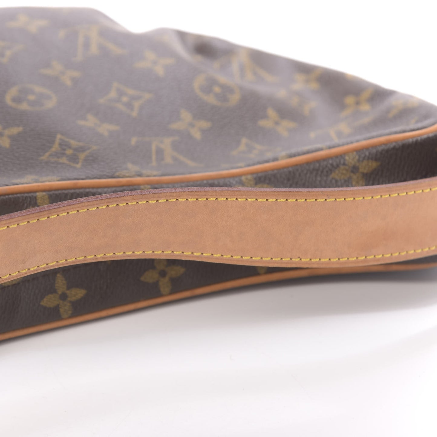 Monogram Croissant MM