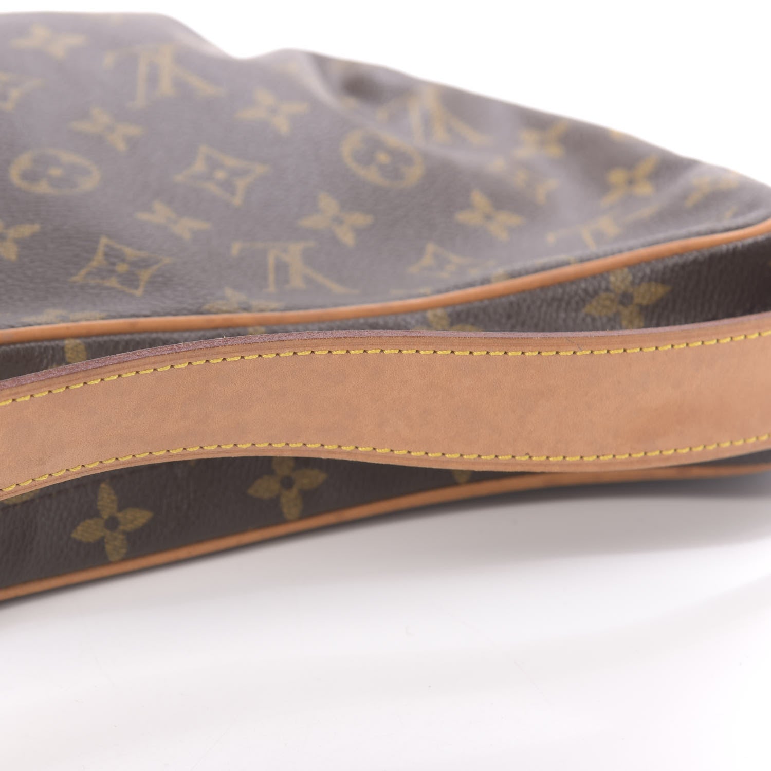 Louis Vuitton Monogram Croissant MM 8 of 13