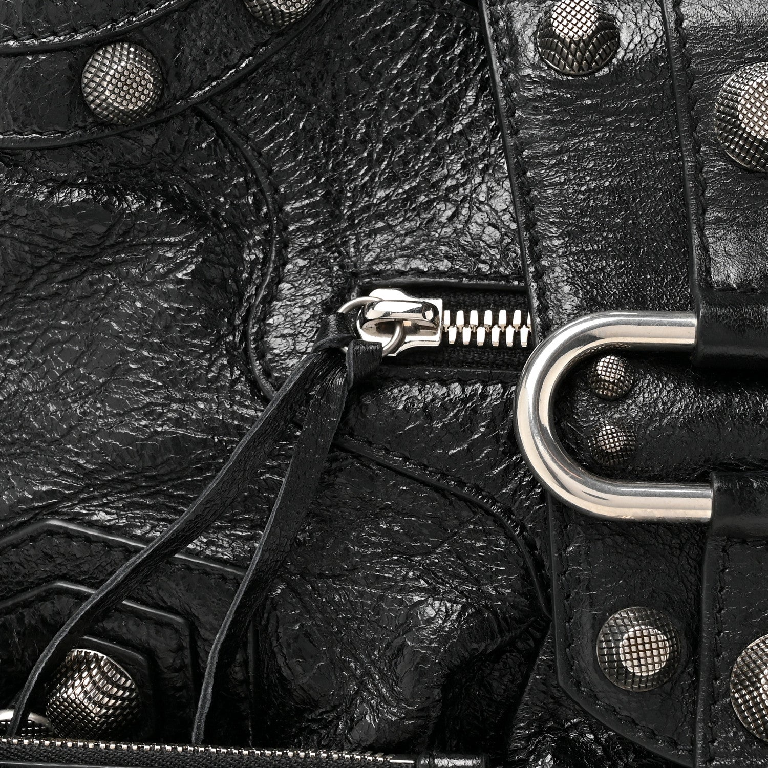 Balenciaga Agneau Arena Medium Le Cagole Shoulder Bag Black 8 of 10