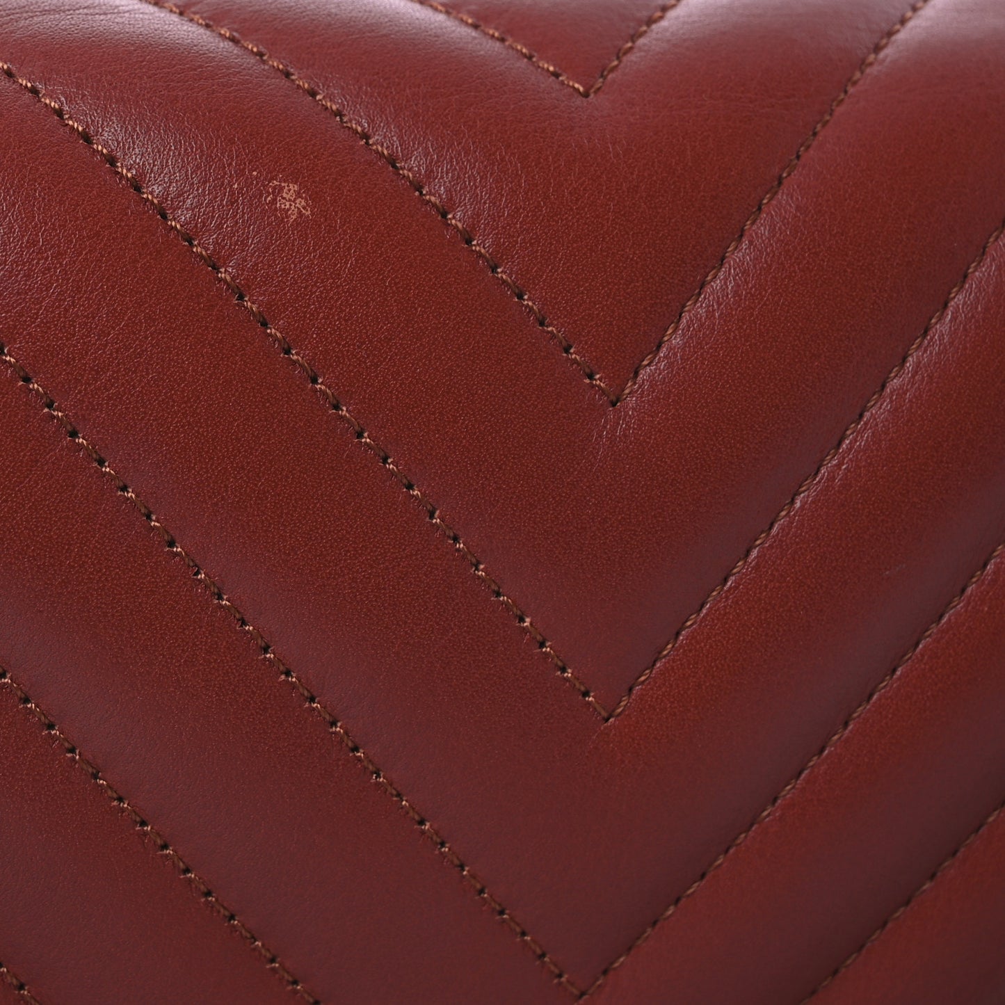 Calfskin Chevron Quilted Small Statement Flap Red