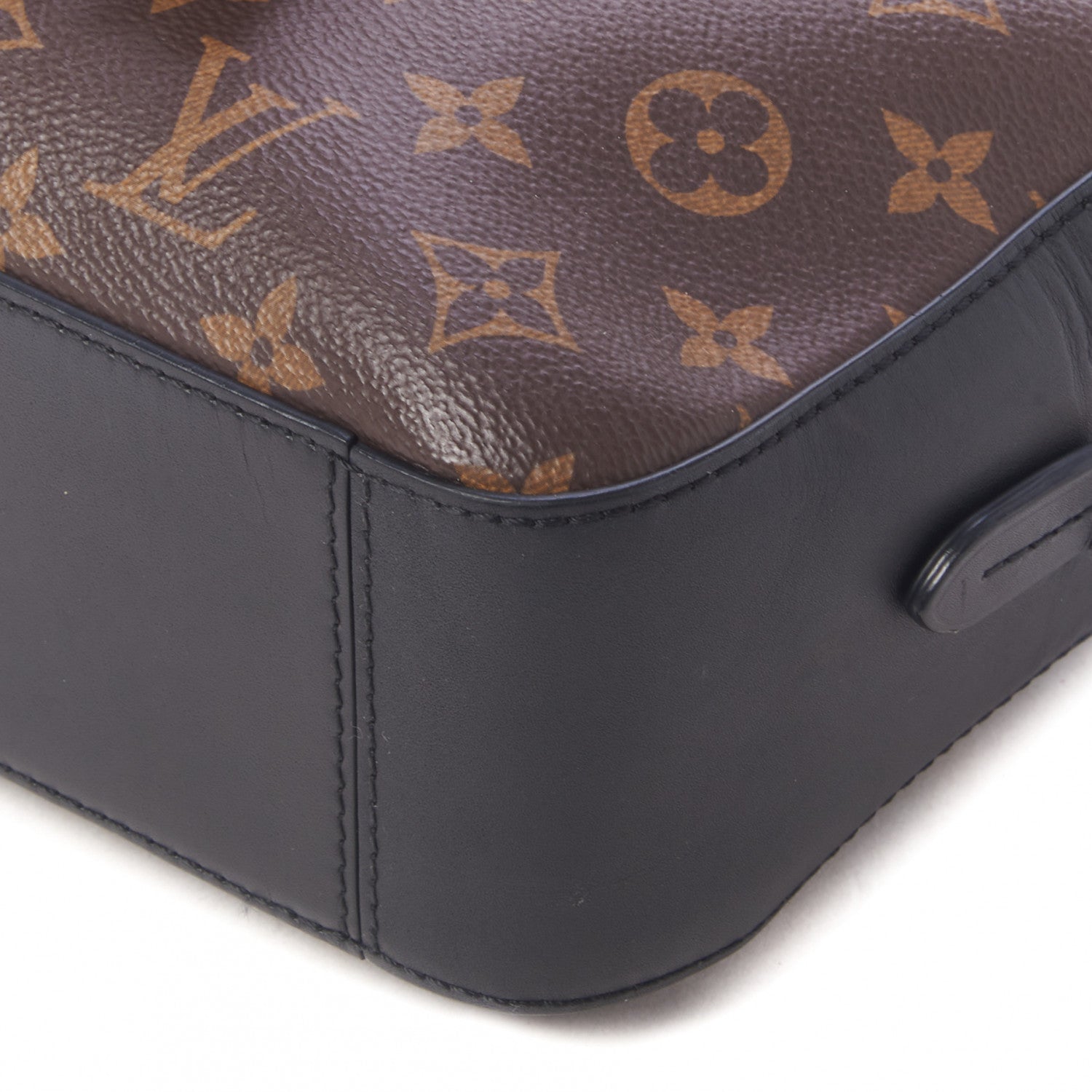 Louis Vuitton Monogram Saintonge Black 5 of 8