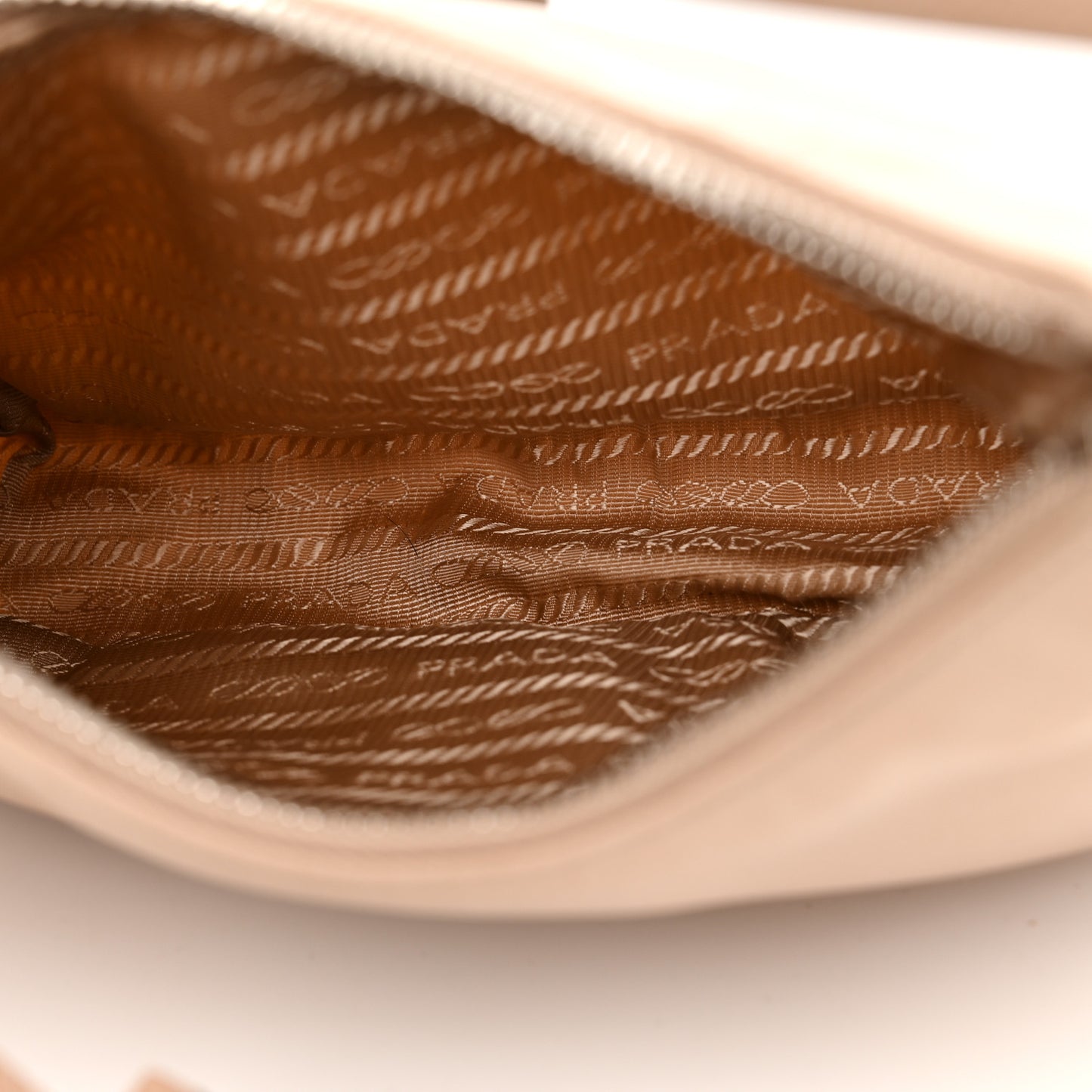 Re-Nylon Saffiano Mini Re-Edition 2005 Bag Cammeo