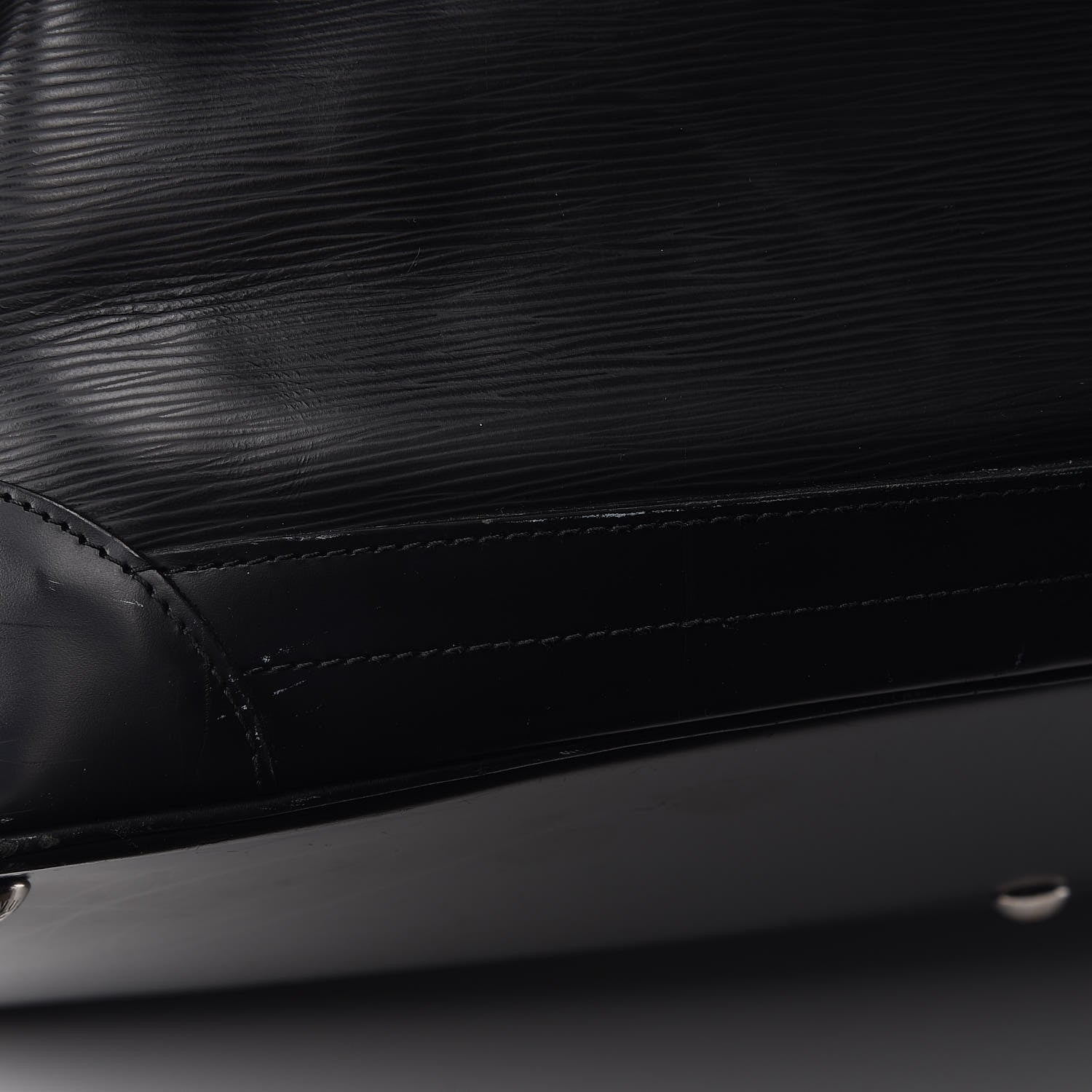 Louis Vuitton Epi Sac De Voyage Bourget 50 Black 19 of 29