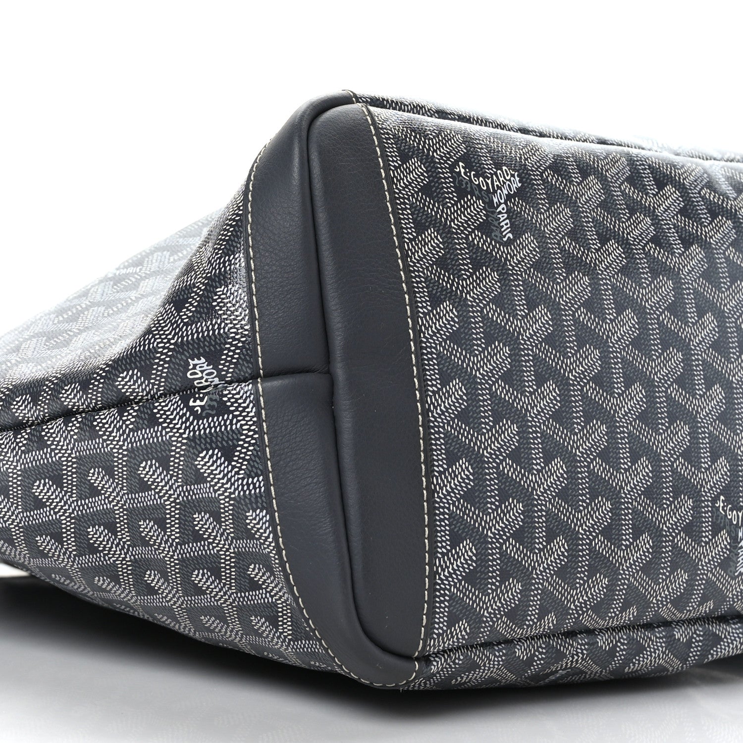 Goyard Goyardine Artois MM Grey 6 of 7