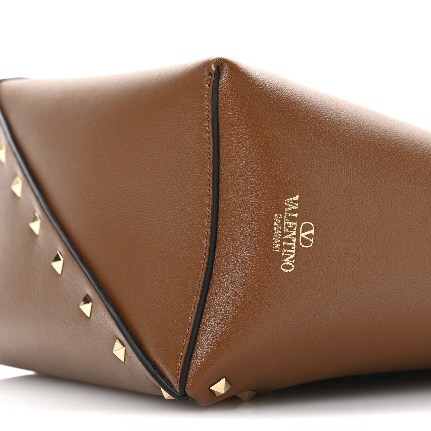 Calfskin Rockstud Wispy Bucket Bag Tobacco