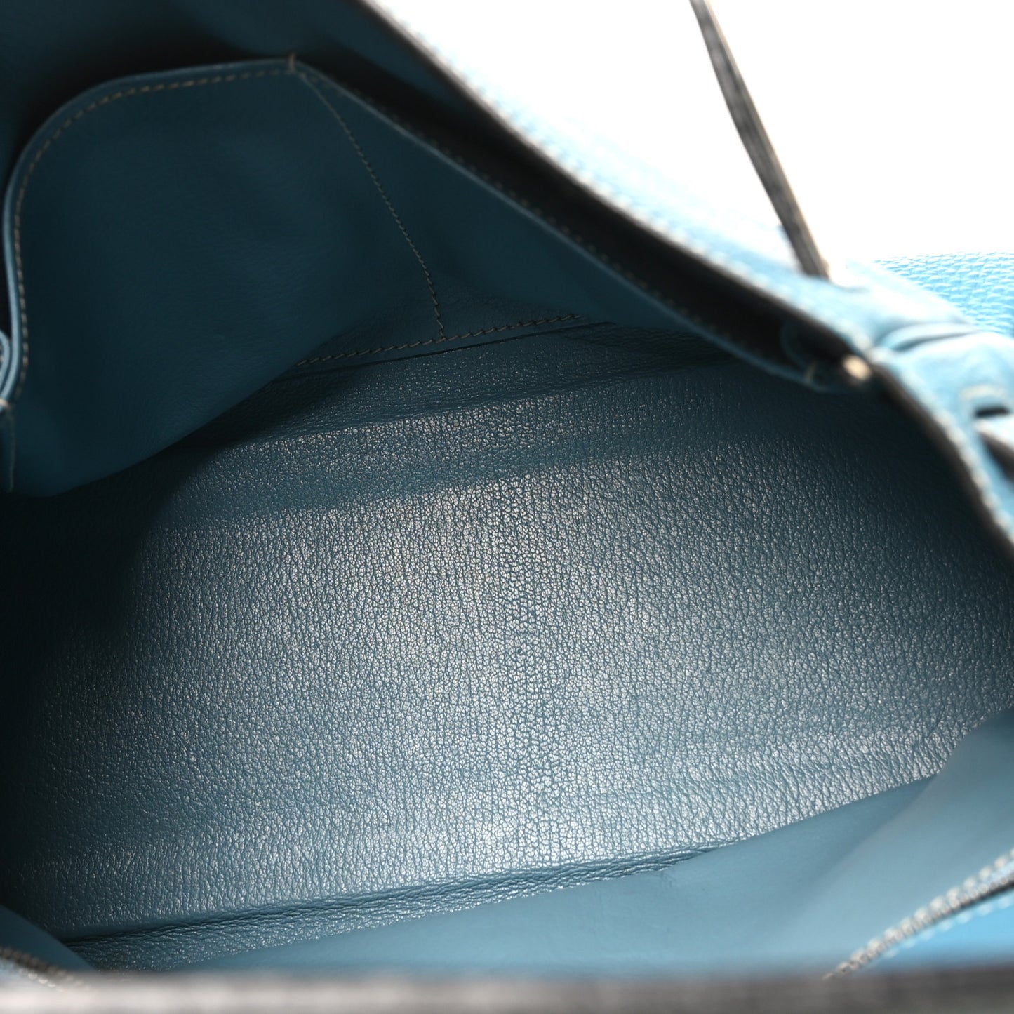 Togo Kelly Retourne 28 Bleu Jean