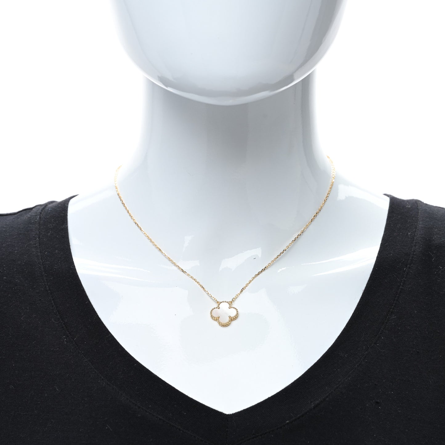 18K Yellow Gold Mother of Pearl Vintage Alhambra Pendant Necklace