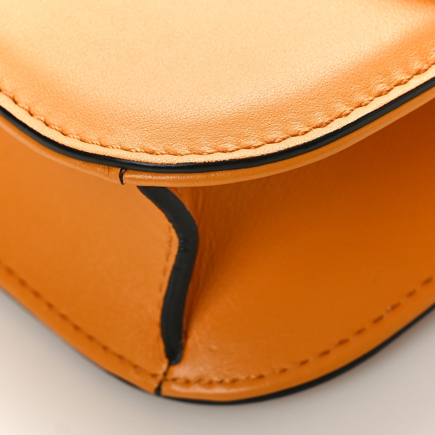Vitello Small Glam Lock Rockstud Flap Mandarin Sorbet