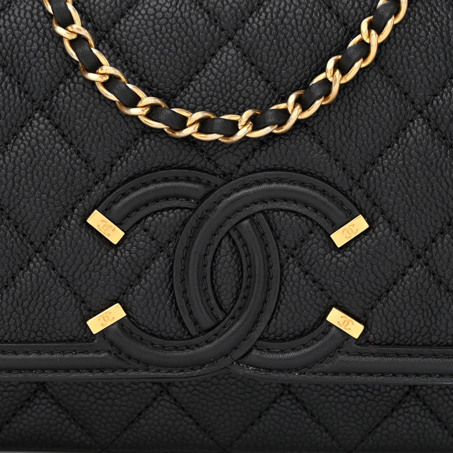 Caviar Quilted Small CC Filigree Flap Black
