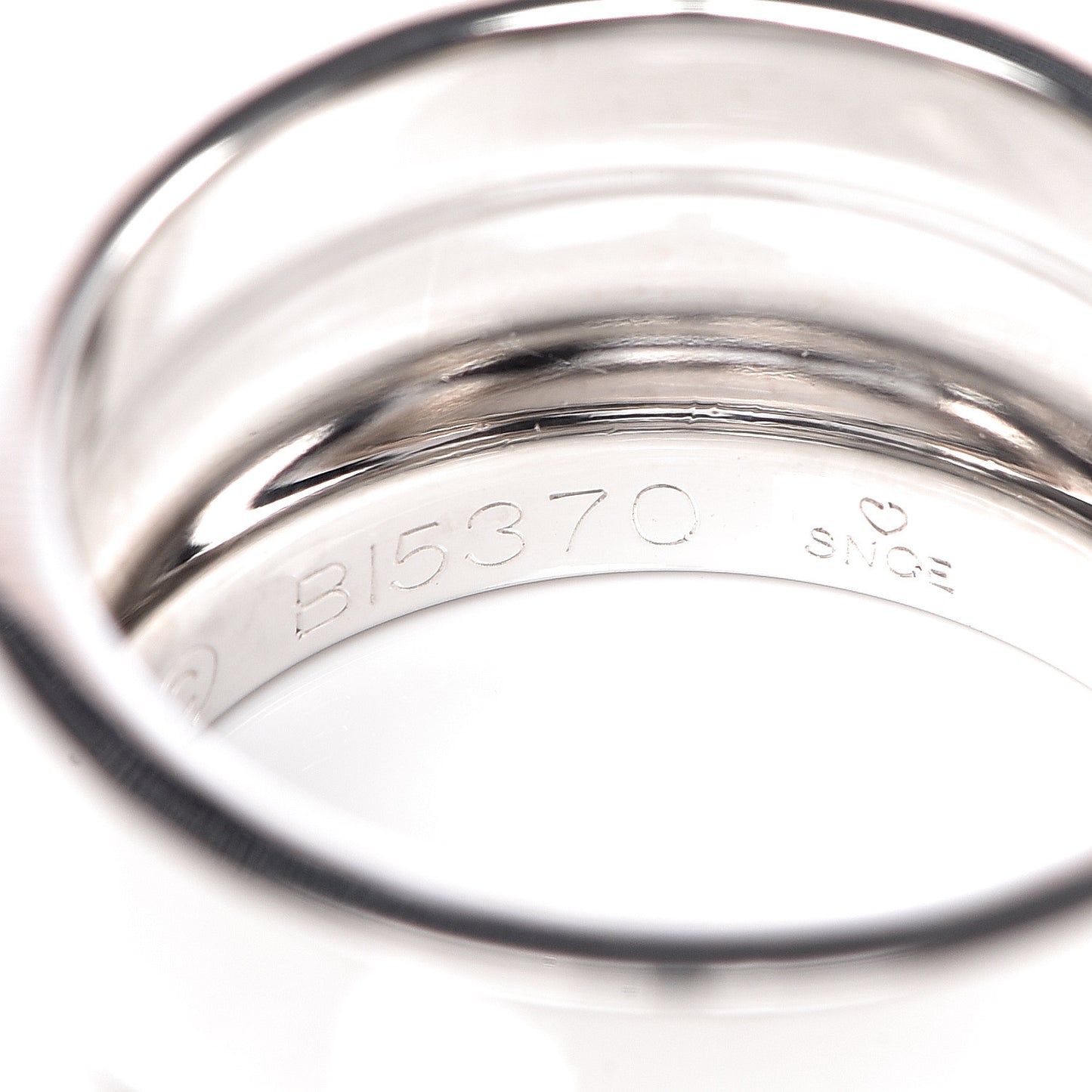 18K White Gold 11mm Wide LOVE Ring 51 5.75