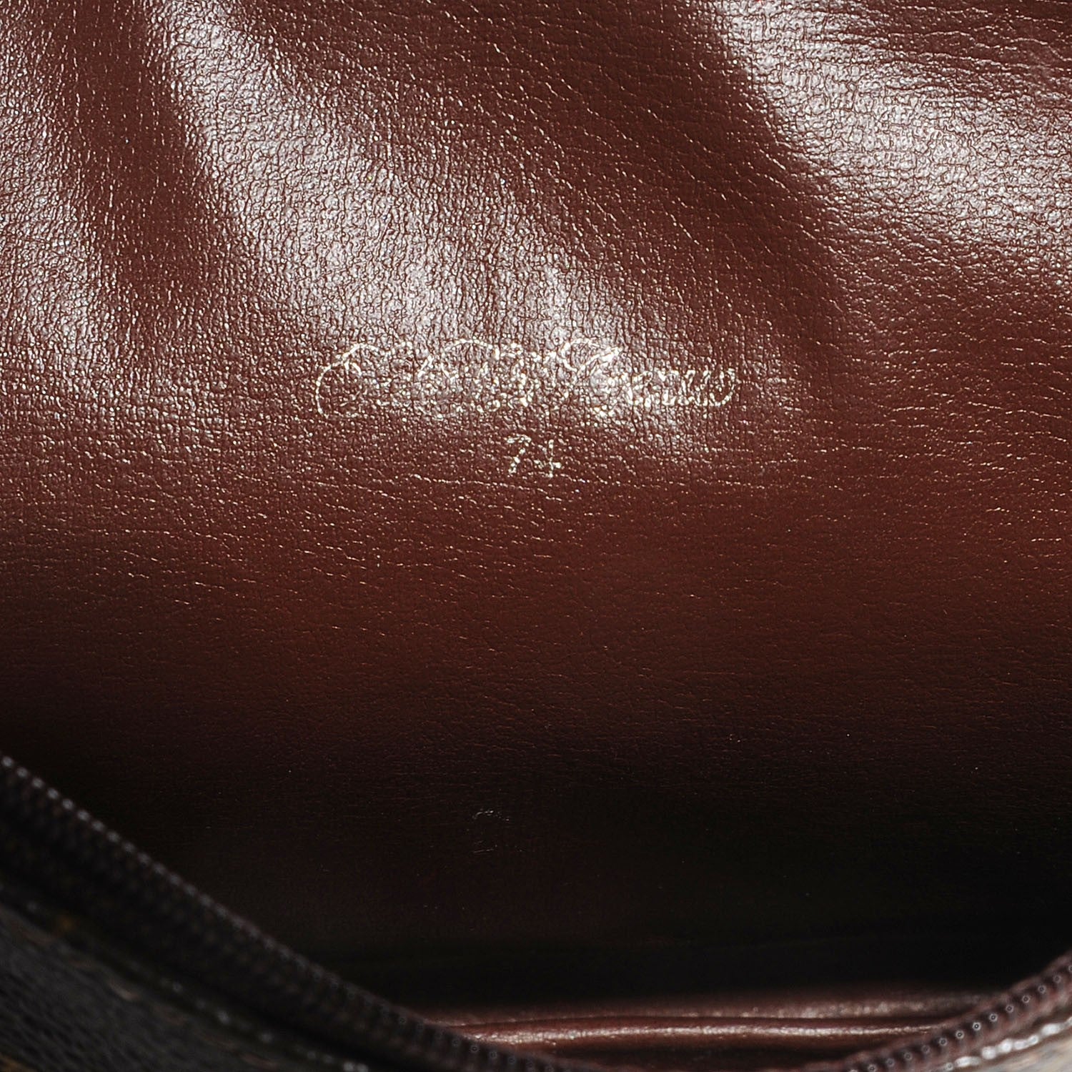 Louis Vuitton Monogram Saks Toiletry Pouch 19 5 of 6