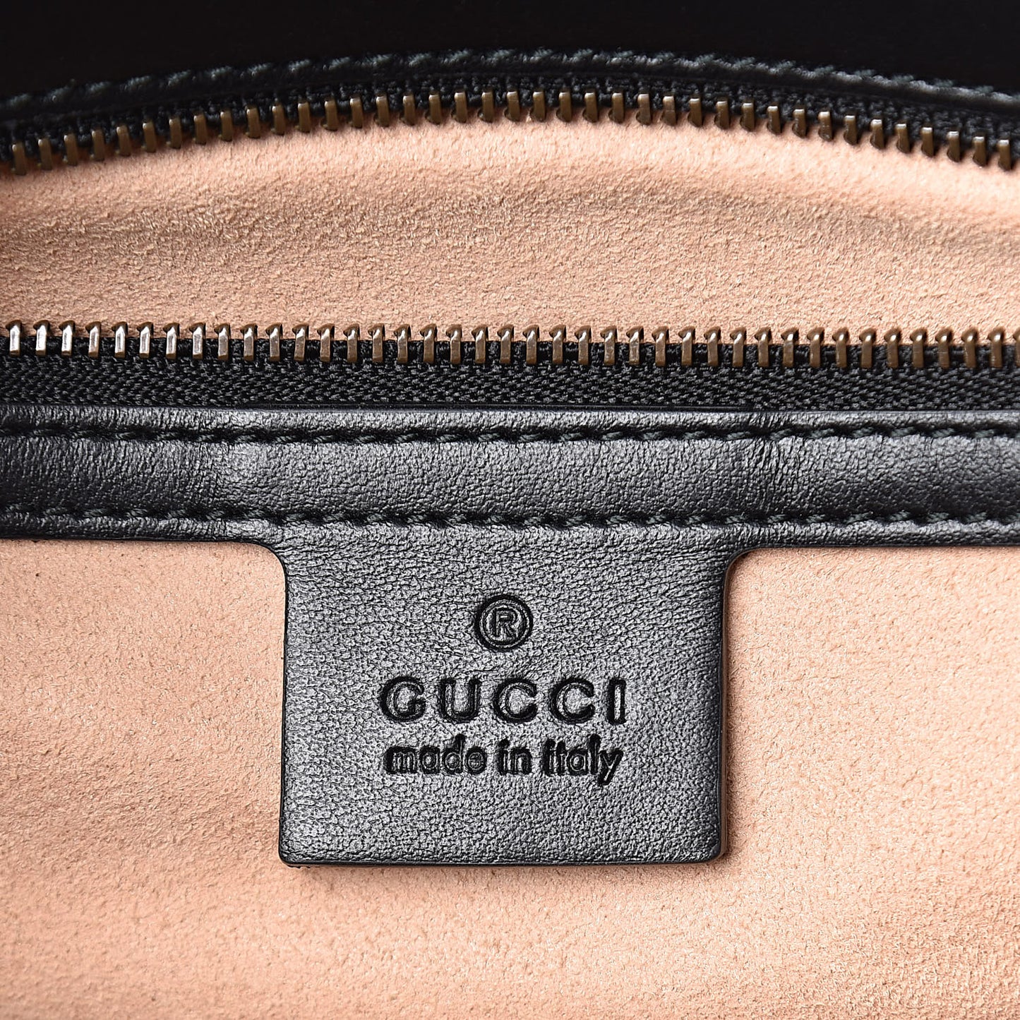 Calfskin Matelasse GG Marmont Clutch Black