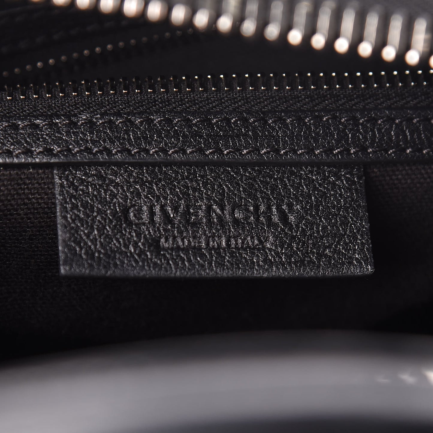 Sugar Goatskin Small Antigona Black