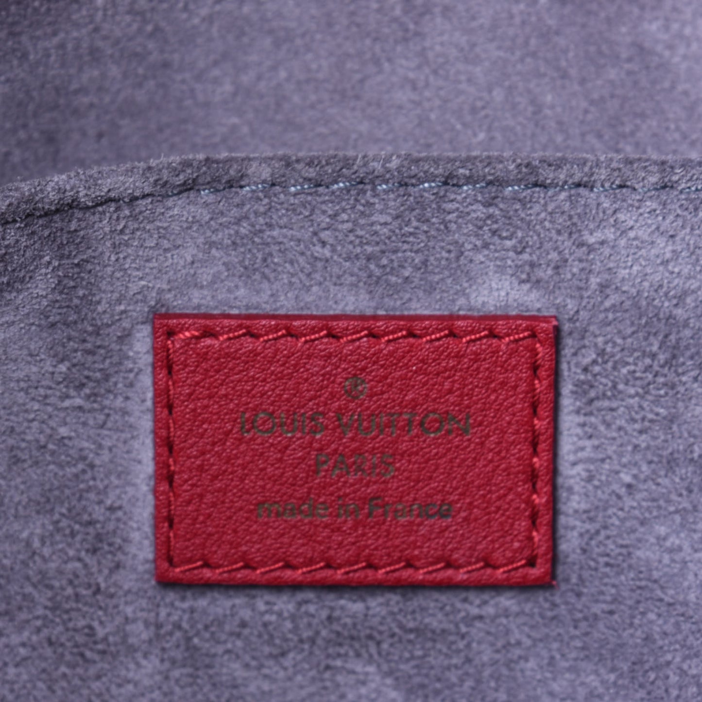 Veau Cachemire SC Bag MM Cherry