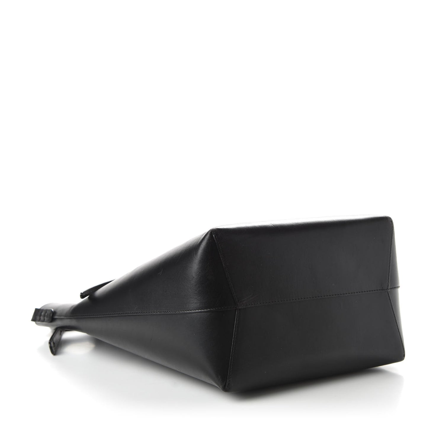 Vegetable Tanned Calfskin Bucket Bag Black Ballerina
