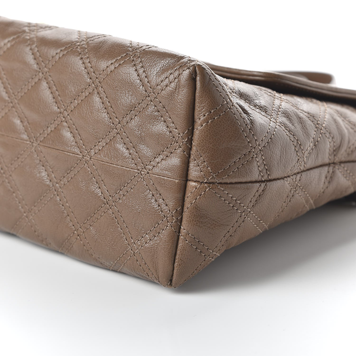 Marc Jacobs Lacquered Lambskin Baroque The XL Single Flap Truffle 7 of 9