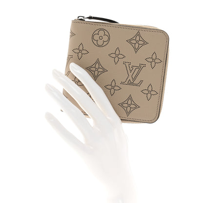 Louis Vuitton Mahina Zippy Compact Wallet Galet 2 of 7