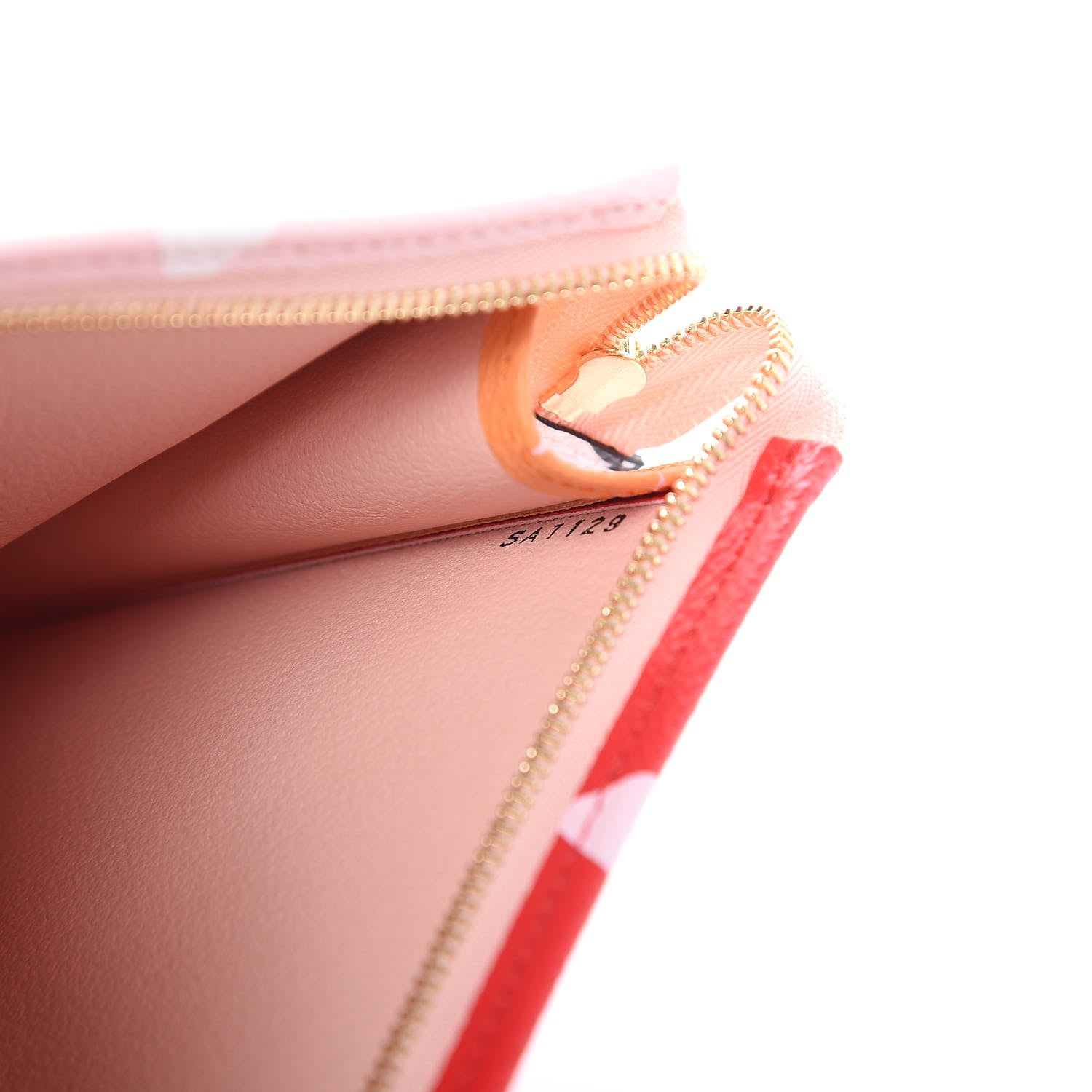 Louis Vuitton Monogram Giant Toiletry Pouch 26 Rouge 7 of 11