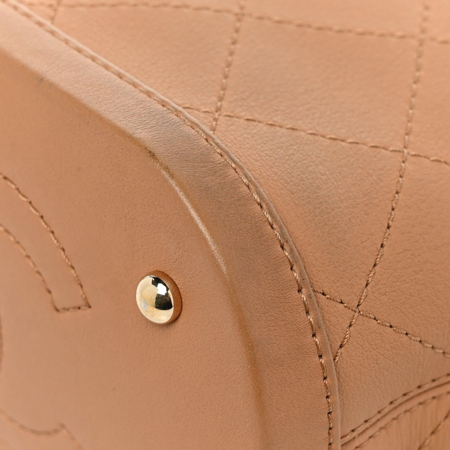 Calfskin Stitched Chain Bucket Bag Camel