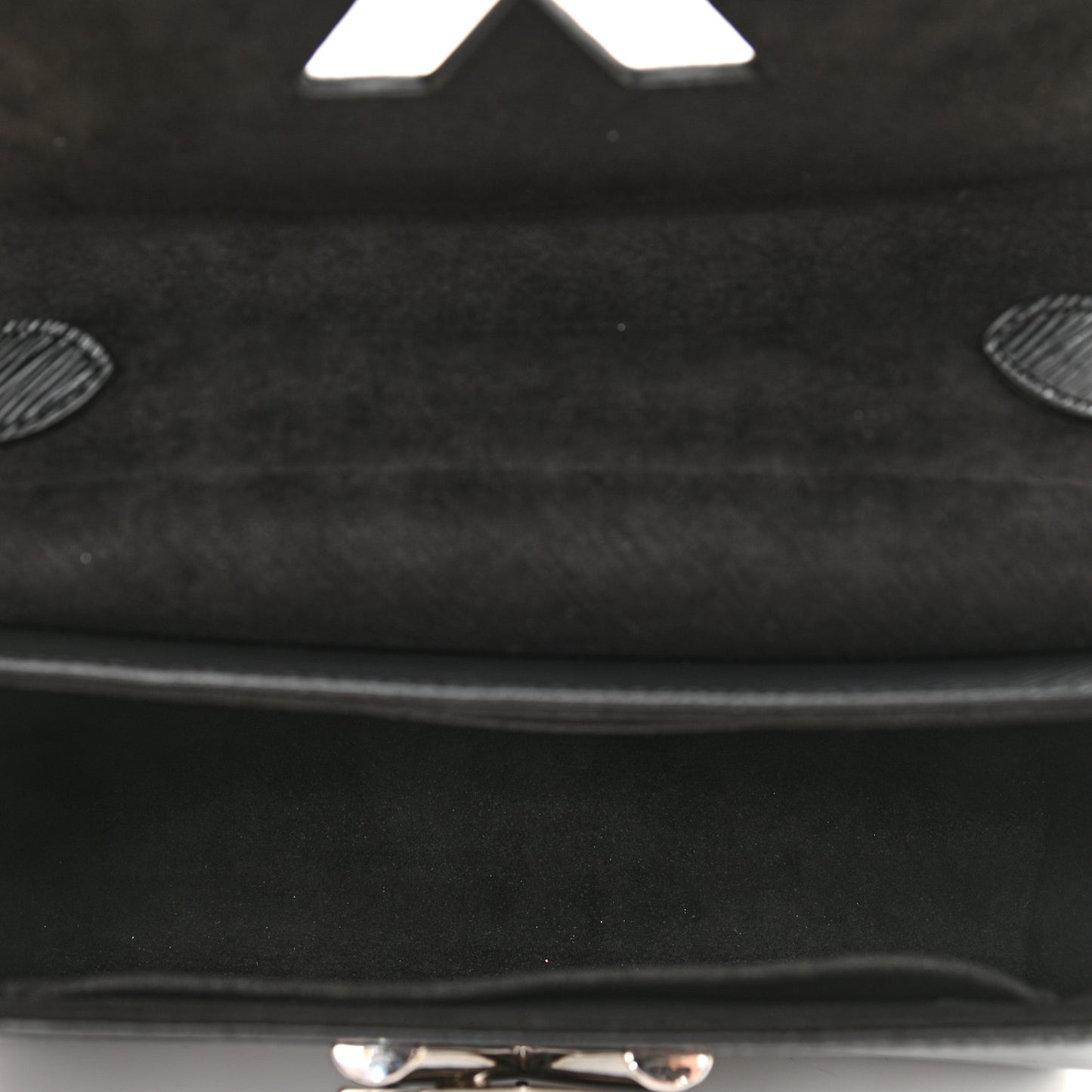 Epi Twist Shoulder Bag MM Black