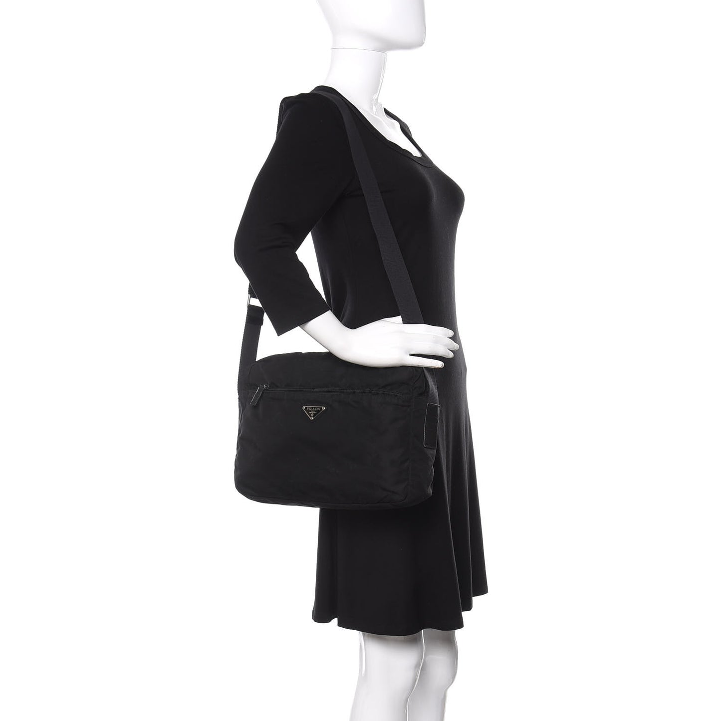 Nylon Vela Messenger Bag Black