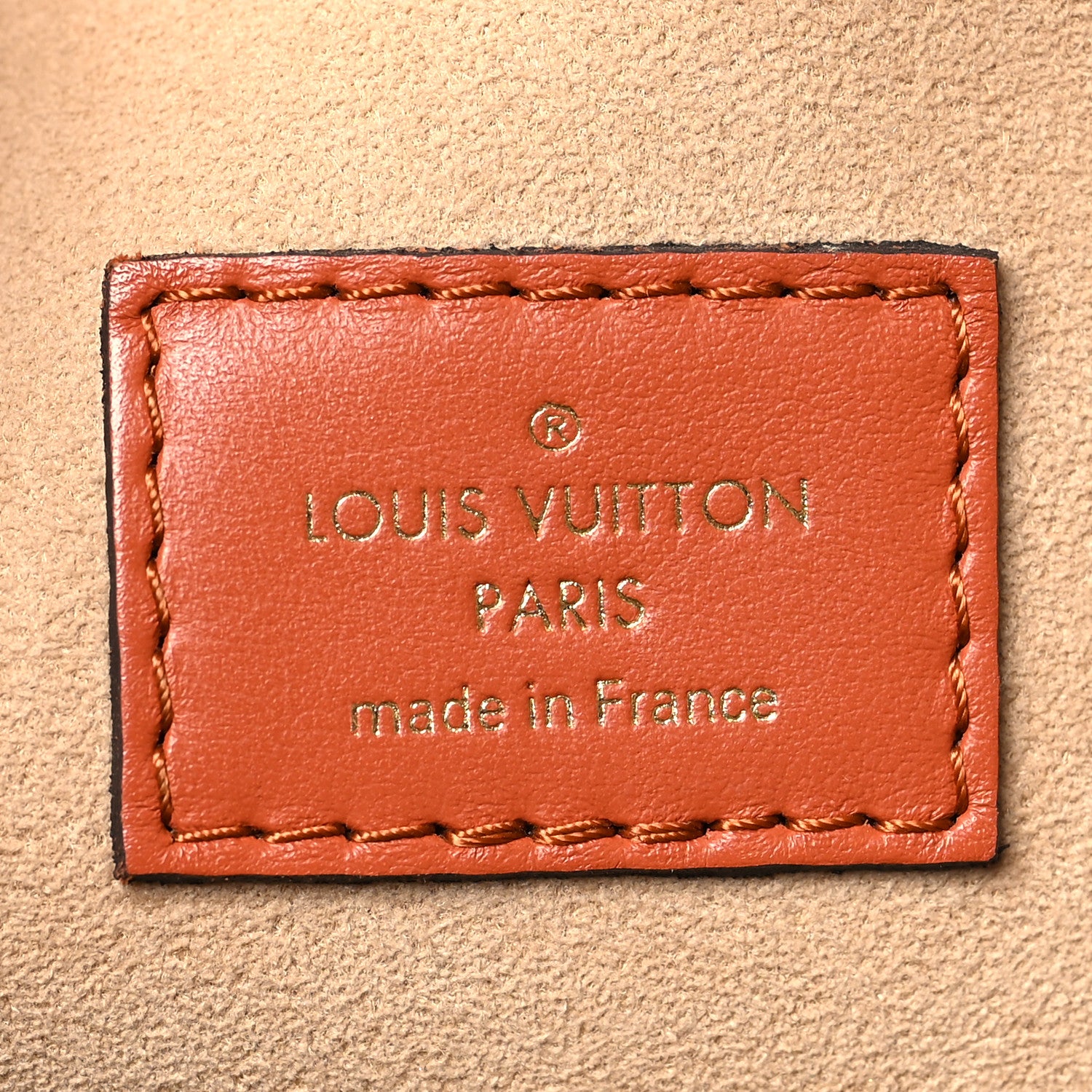 Louis Vuitton Calfskin Monogram Tufting On My Side Galet 6 of 9