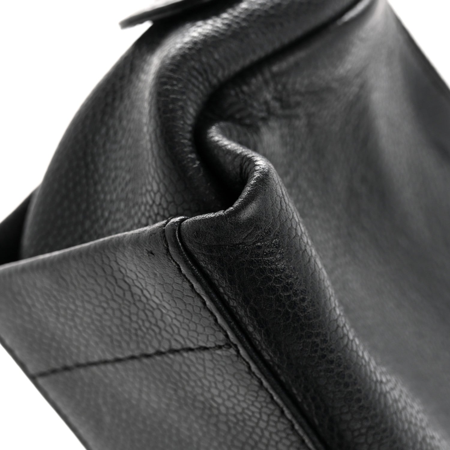 Chanel Caviar Ultimate Soft Pochette Black 10 of 11