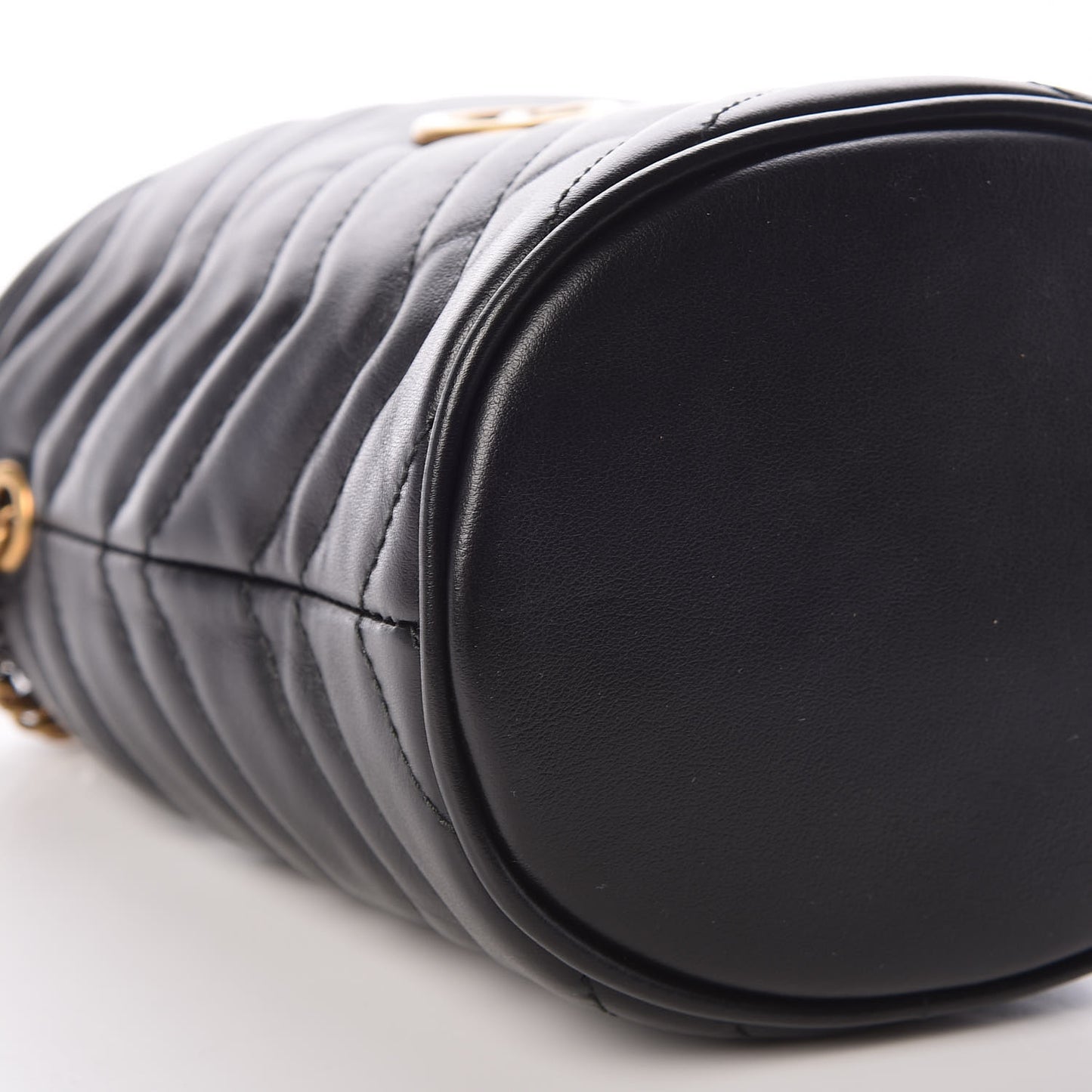 Calfskin Matelasse Mini GG Marmont 2.0 Bucket Bag Black