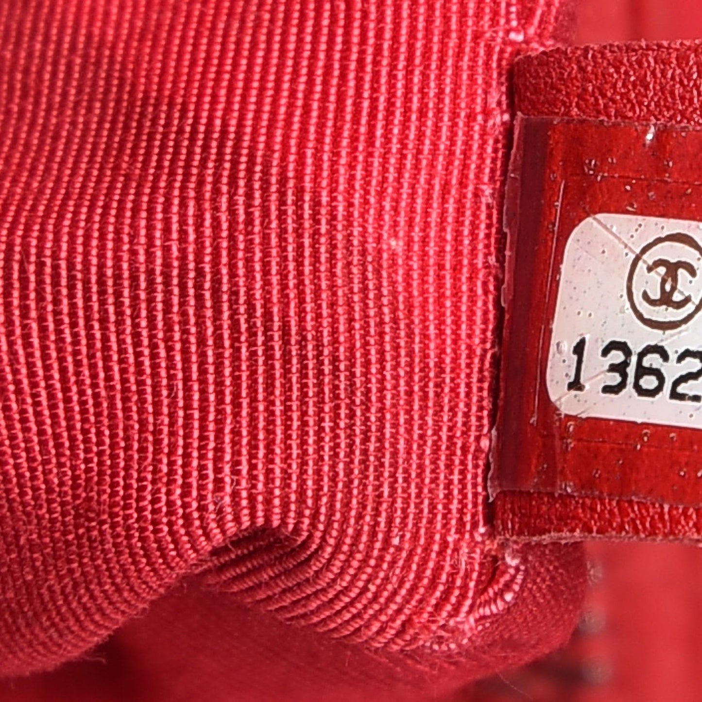 Vinyl XL Lipstick Tote Red