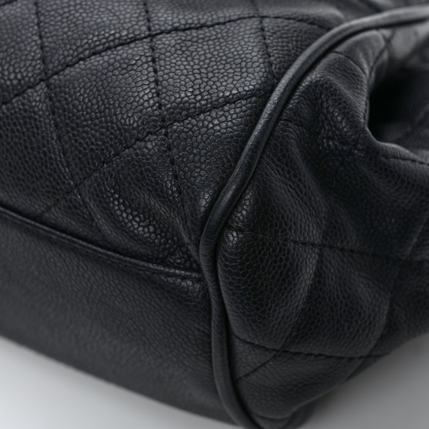Caviar Quilted Timeless Accordion Flap Black