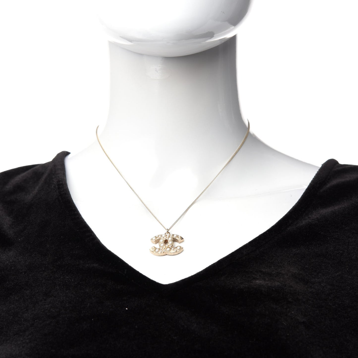 Pearl CC Pendant Necklace Gold
