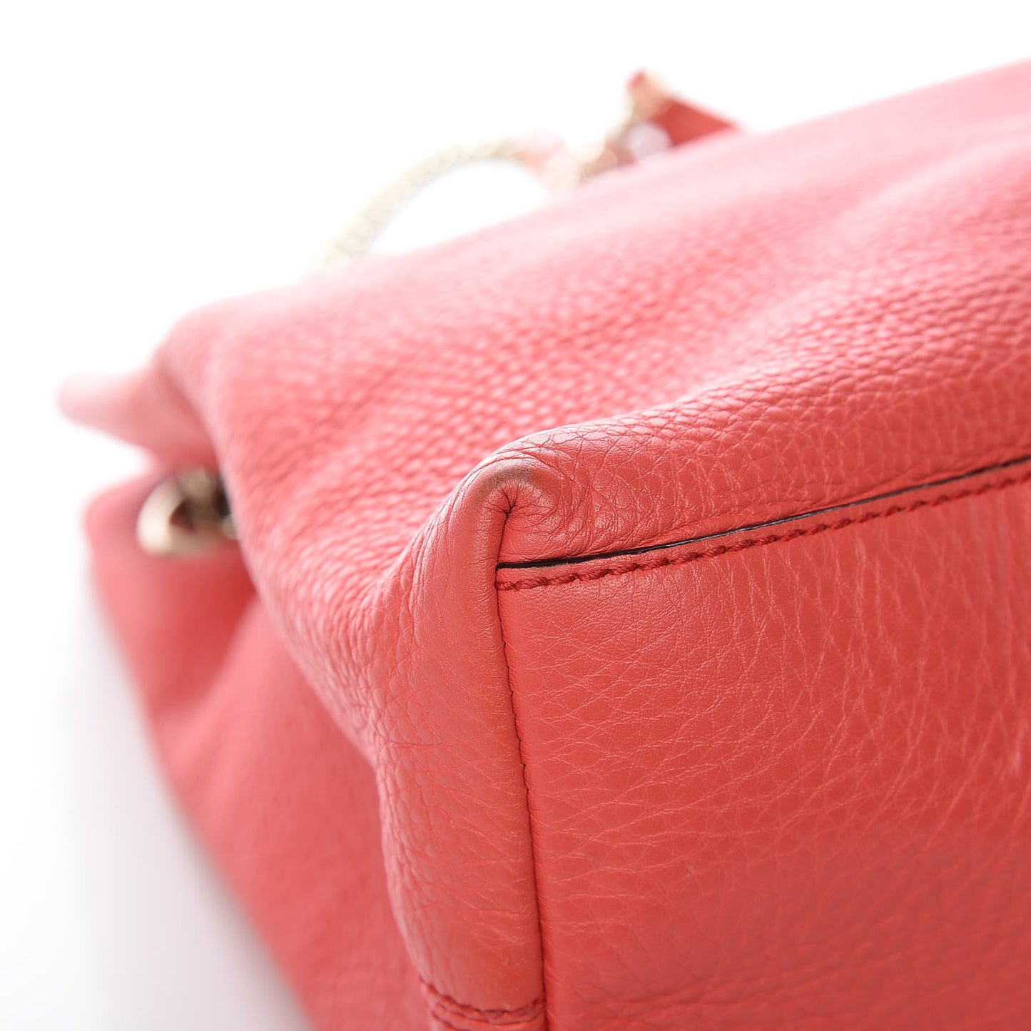 Pebbled Calfskin Medium Soho Chain Shoulder Bag Begonia Pink