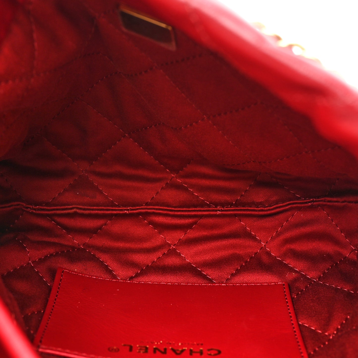 Shiny Calfskin Quilted Mini Chanel 22 Red