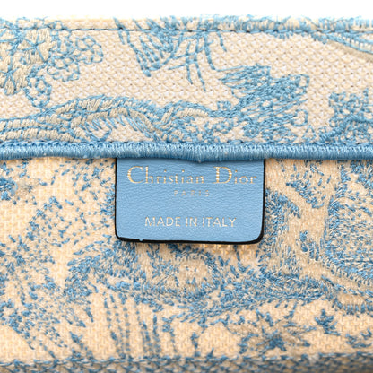 Christian Dior Canvas Embroidered Medium Dioriviera Toile De Jouy Book Tote Light Blue 6 of 14