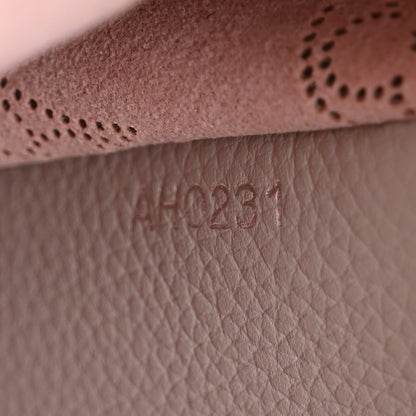 Louis Vuitton Mahina Muria Snow White 7 of 11
