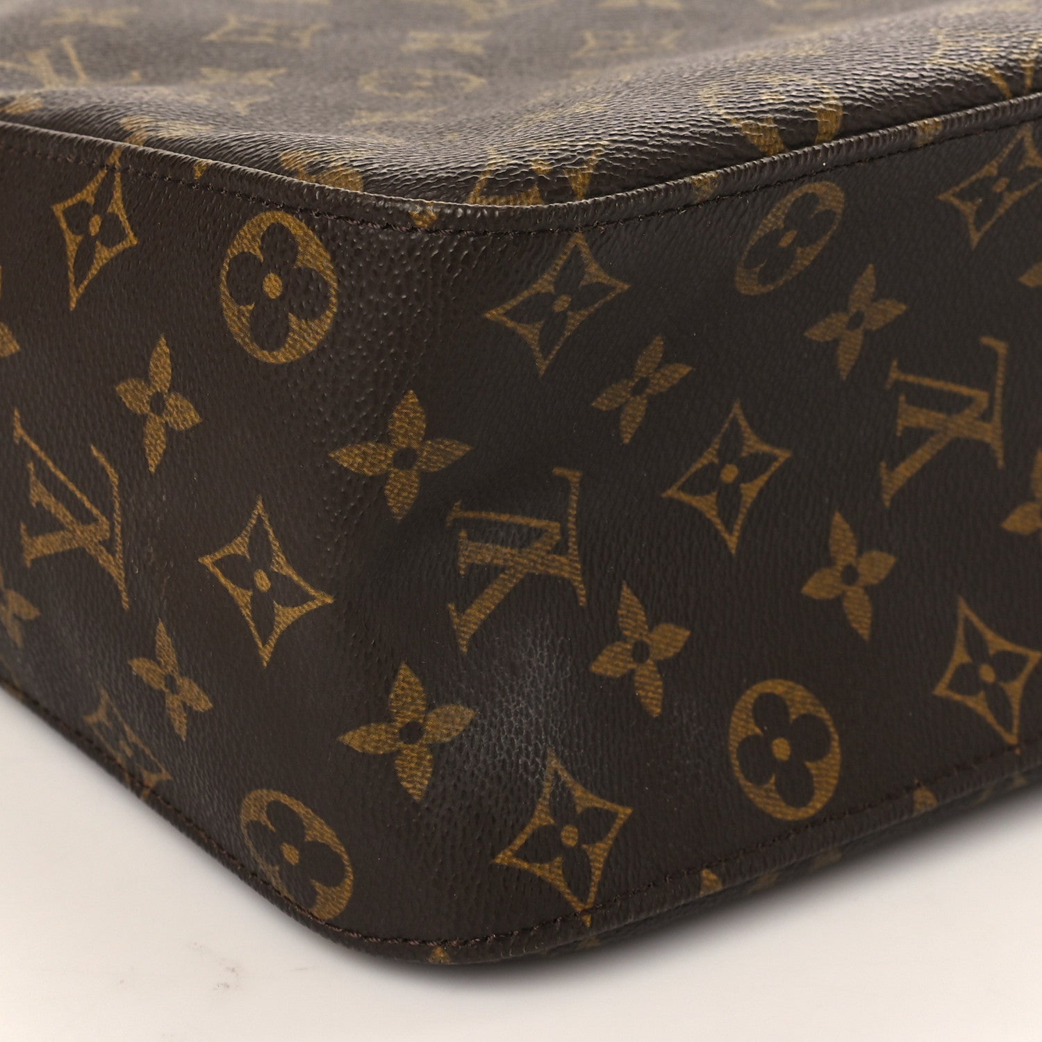 Louis Vuitton Monogram Looping GM 7 of 8