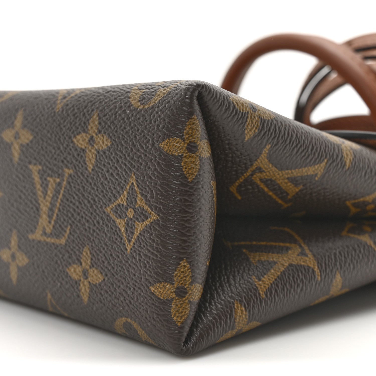 Louis Vuitton Monogram Locky BB Caramel 9 of 10