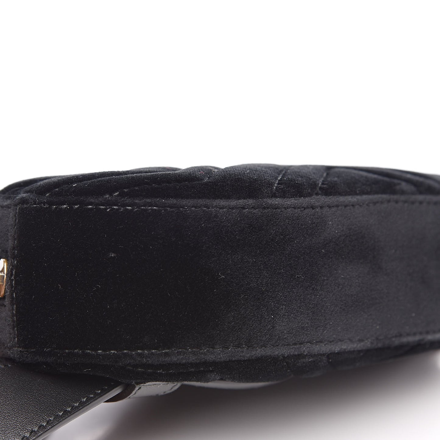 Velvet Matelasse GG Marmont Belt Bag 85 34 Black