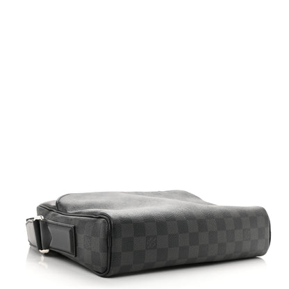 Louis Vuitton Damier Graphite Dayton Reporter PM 4 of 9