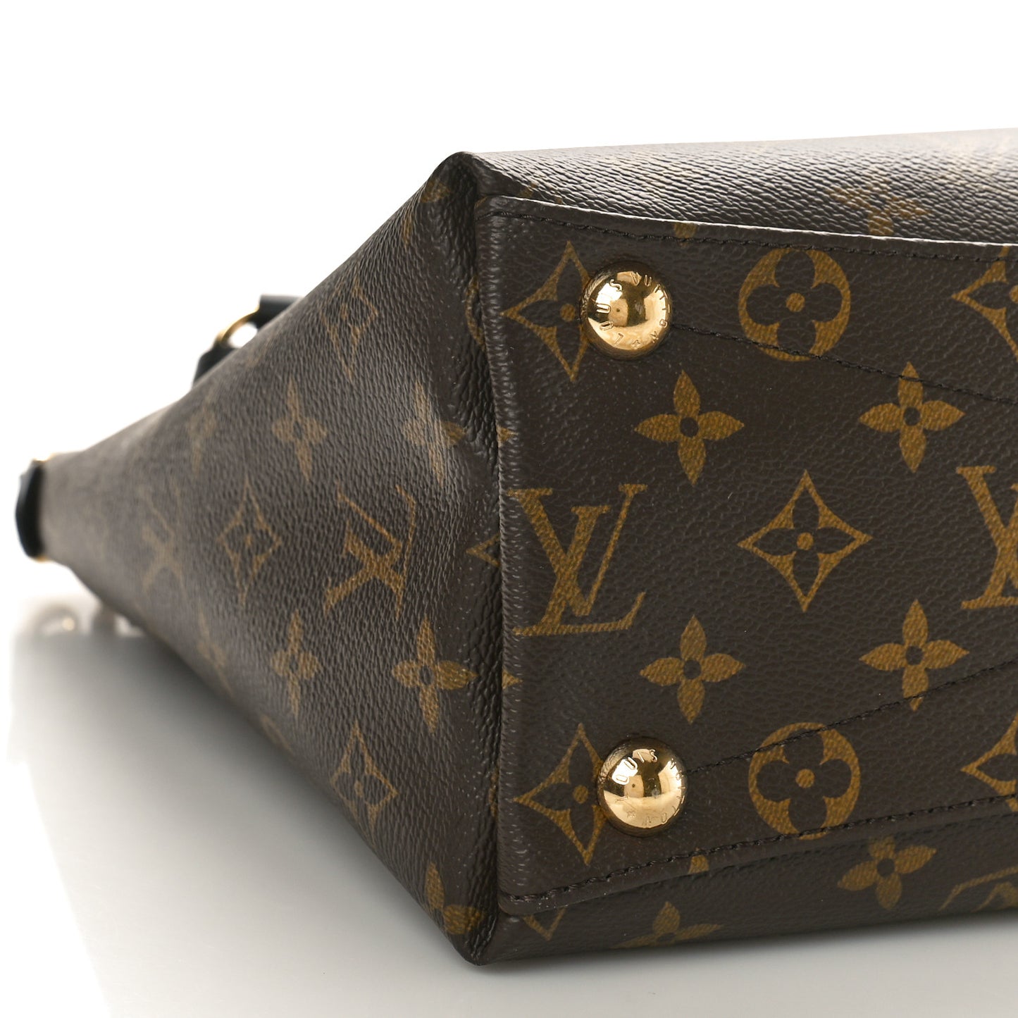 Monogram V Tote MM Bordeaux