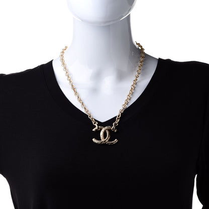Chanel Metal Quilted CC Necklace Gold 2 of 5