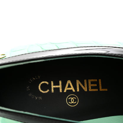 Chanel Crocodile Embossed Patent Calfskin Pumps 40 Green Black 8 of 10