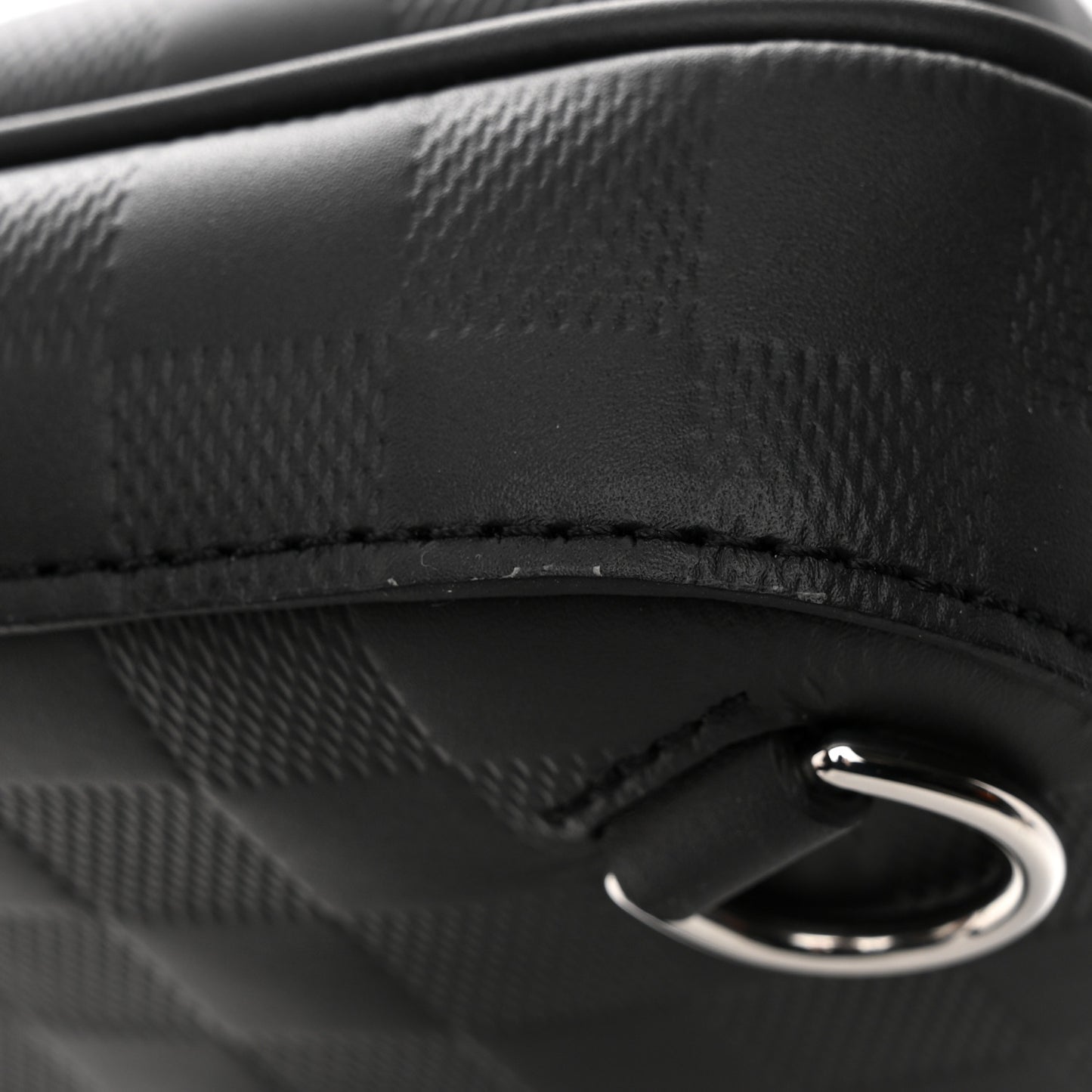 Damier Infini Avenue Sling Bag NM Onyx