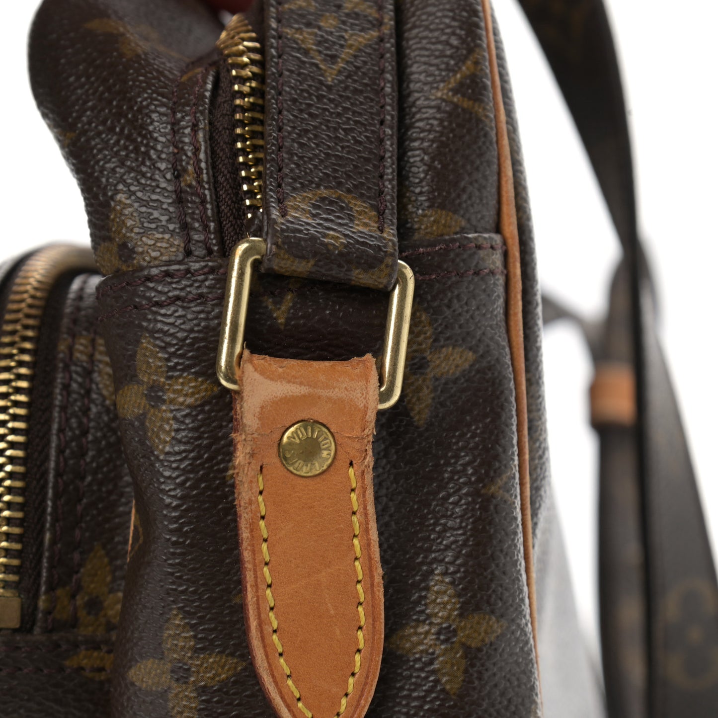 Monogram Nil 28