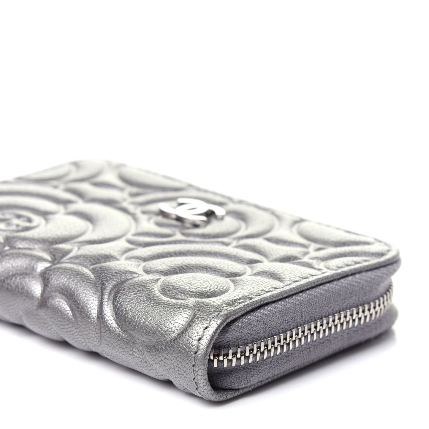 Goatskin Camellia Embossed Zip Coin Purse Silver