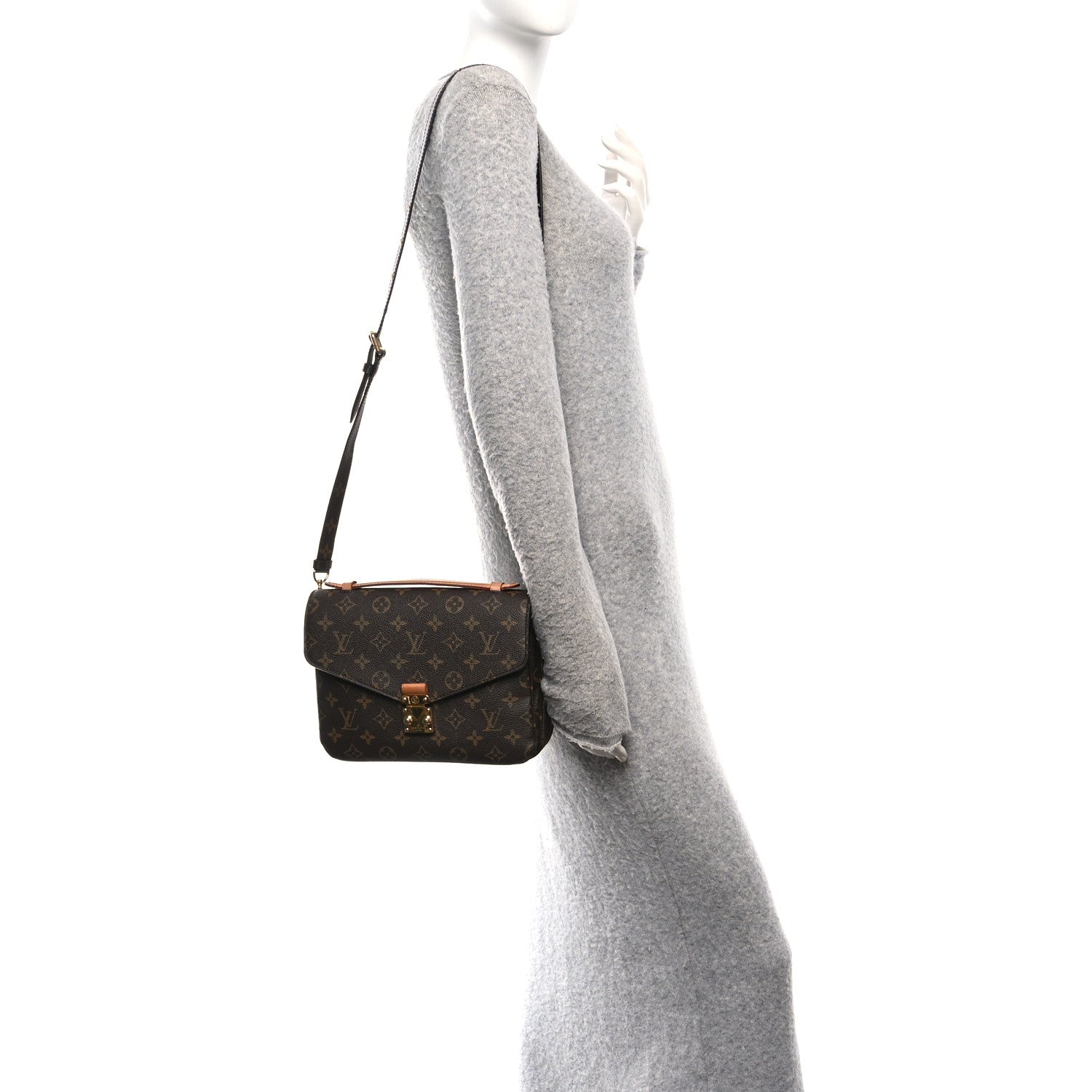 Louis Vuitton Monogram Pochette Metis 2 of 13