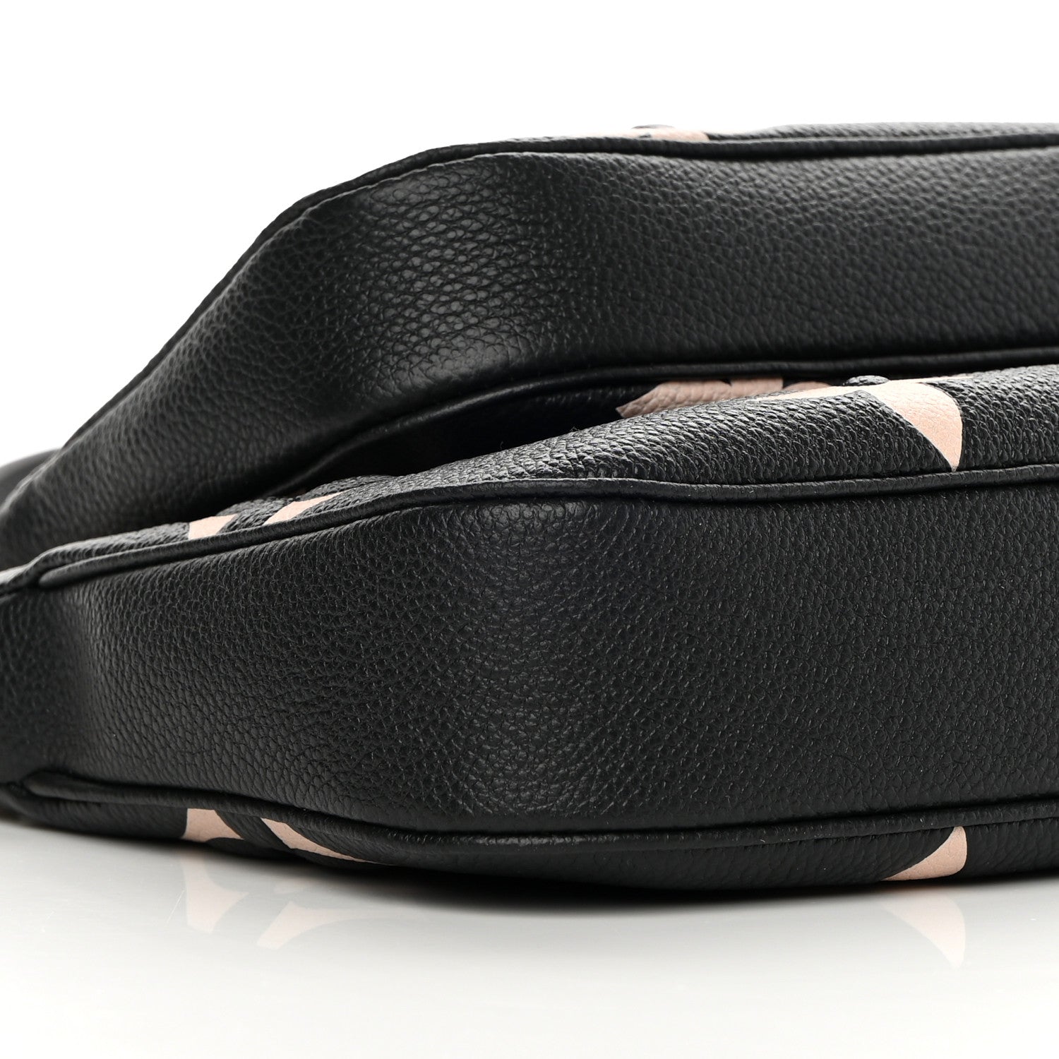Louis Vuitton Empreinte Monogram Giant Multi Pochette Accessories Black Beige 9 of 10