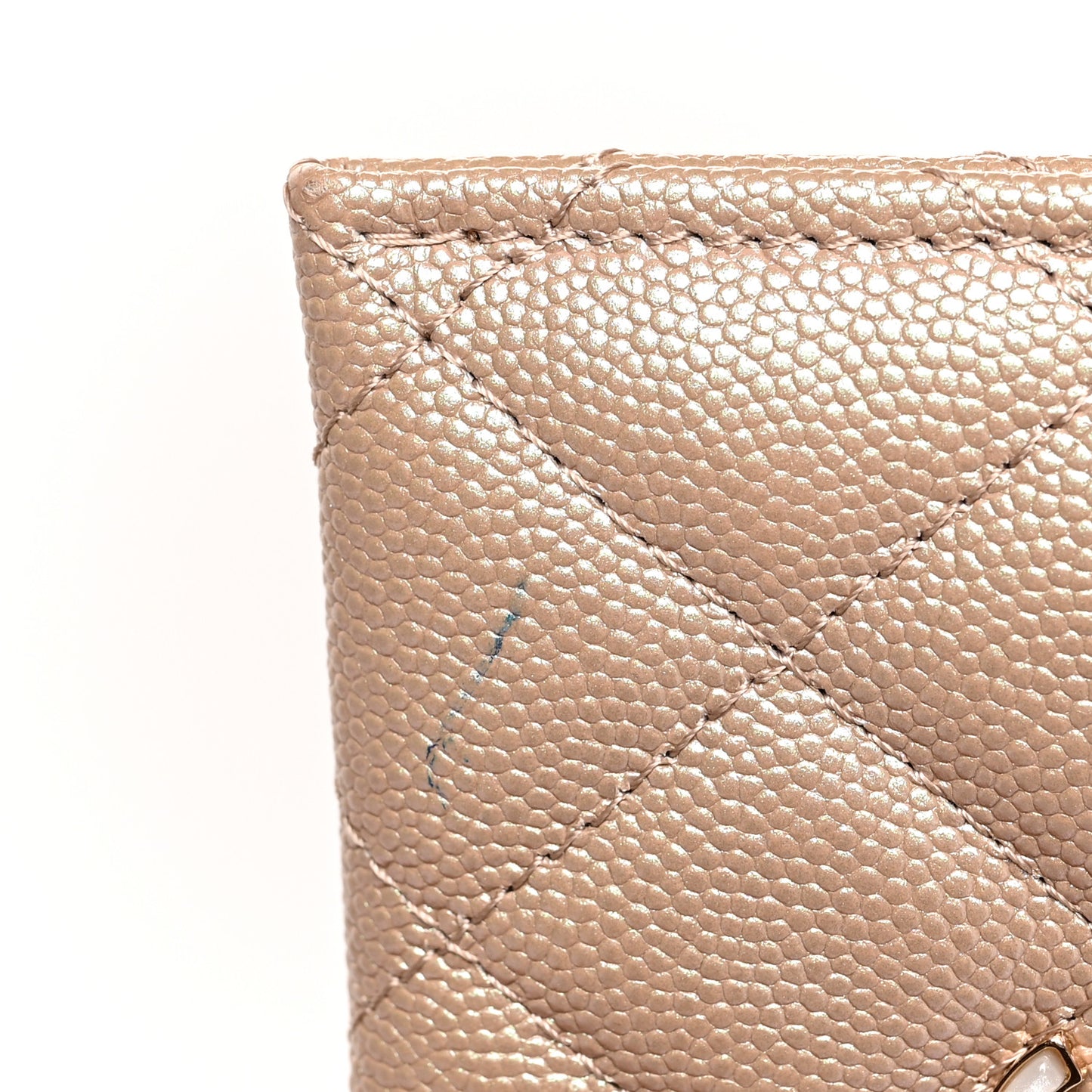 Iridescent Caviar Quilted Card Holder Beige