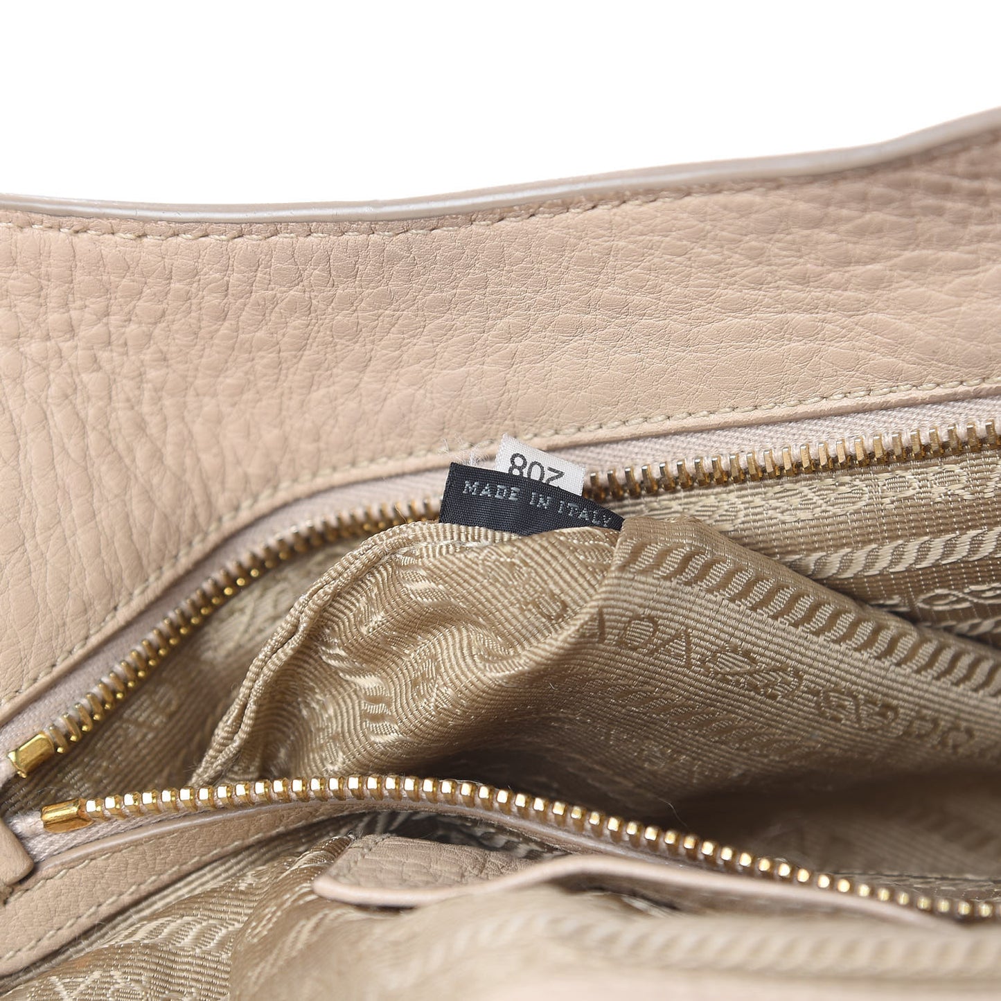 Vitello Daino Pushlock Tote Sughero