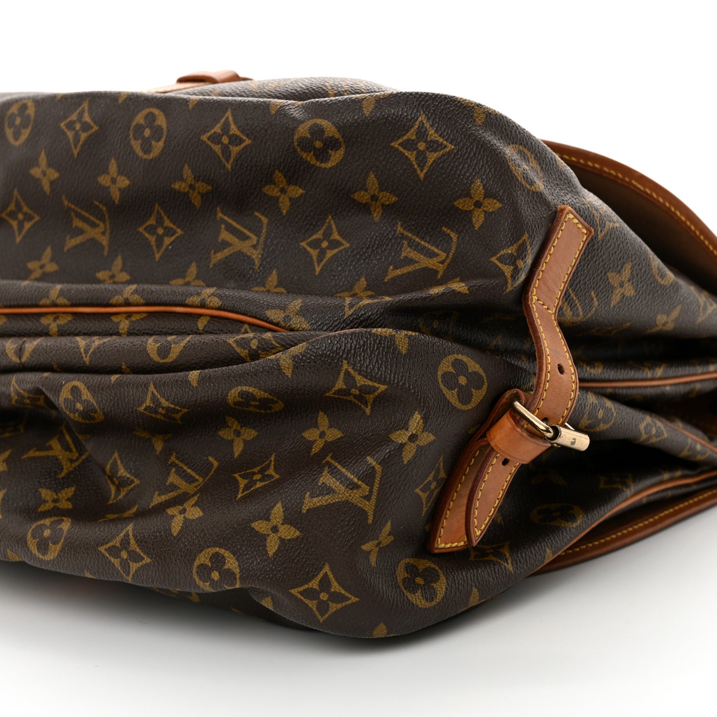 Monogram Saumur 35